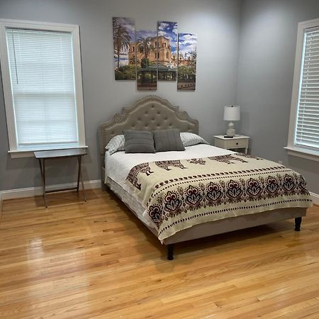 Apartmán La Casa Grande Hosting Whitsett Exteriér fotografie