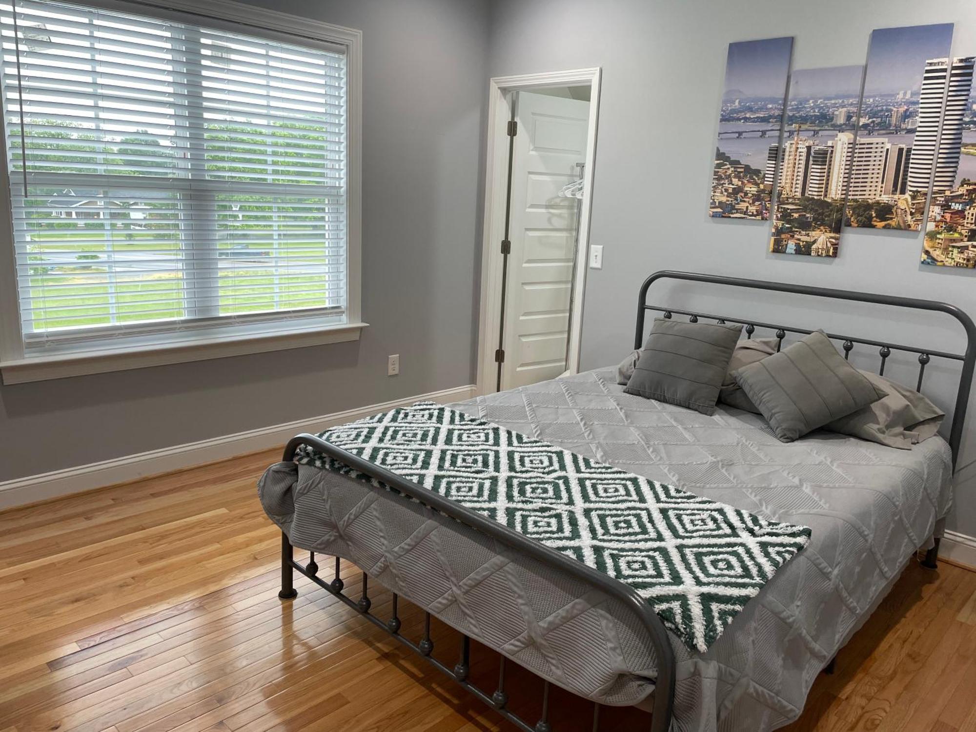 Apartmán La Casa Grande Hosting Whitsett Exteriér fotografie